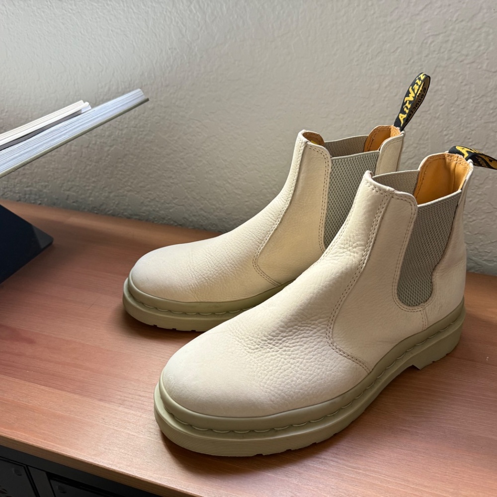 Dr. Martens - Mens Size 10 - Chelsea Boots